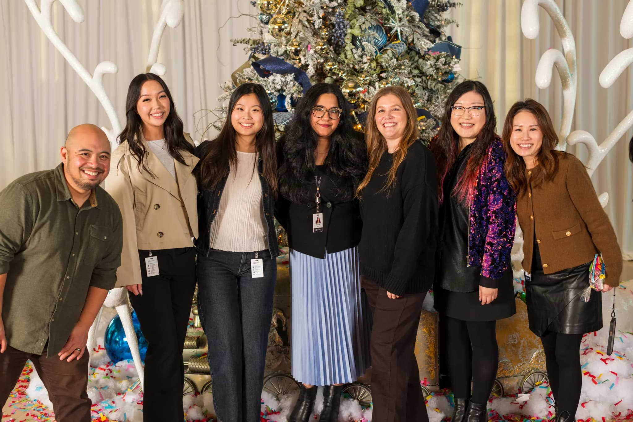 Marvell holiday party team photo.